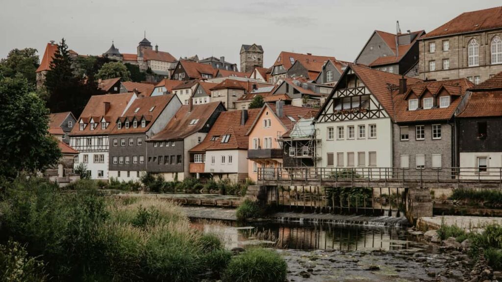 (Xiaohongshu) . , , PR , .